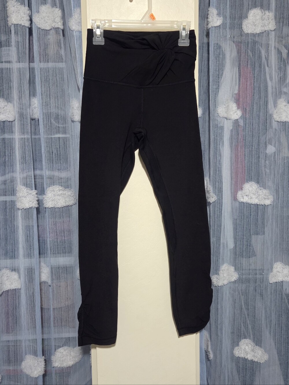 Lululemon Athletica Black High-Waist Front Twist Leggings